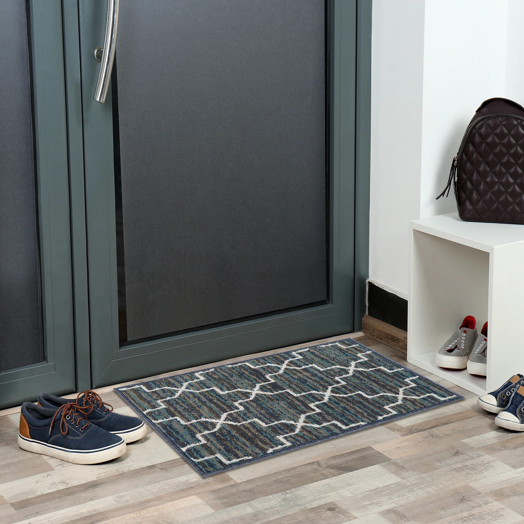 Capri 3-Piece Crosshatch Design Rug Set, Blue-Gray, 5x7 Feet - Image 3