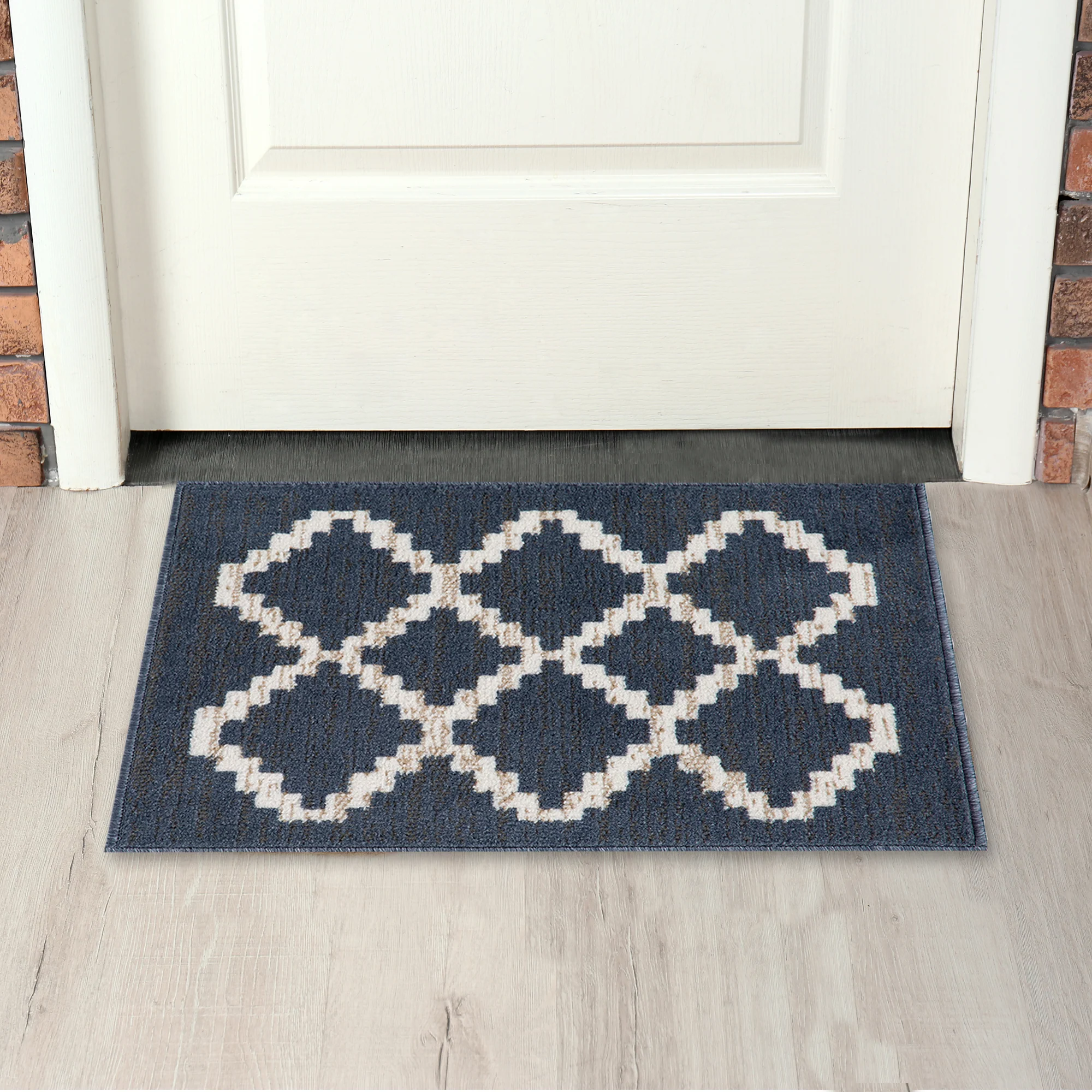Capri 3-Piece Landon Diamond Weave Rug Set, White-Gray, 5x7 Feet - Image 3