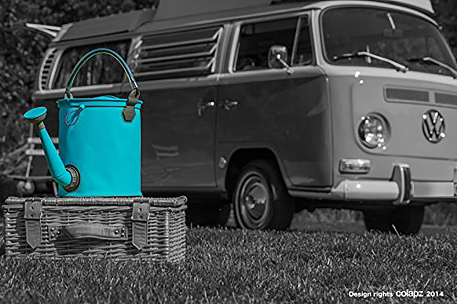 ColourWave Collapsible 2-In-1 Watering Can Bucket, 7-Liter, Aqua Blue - Image 2
