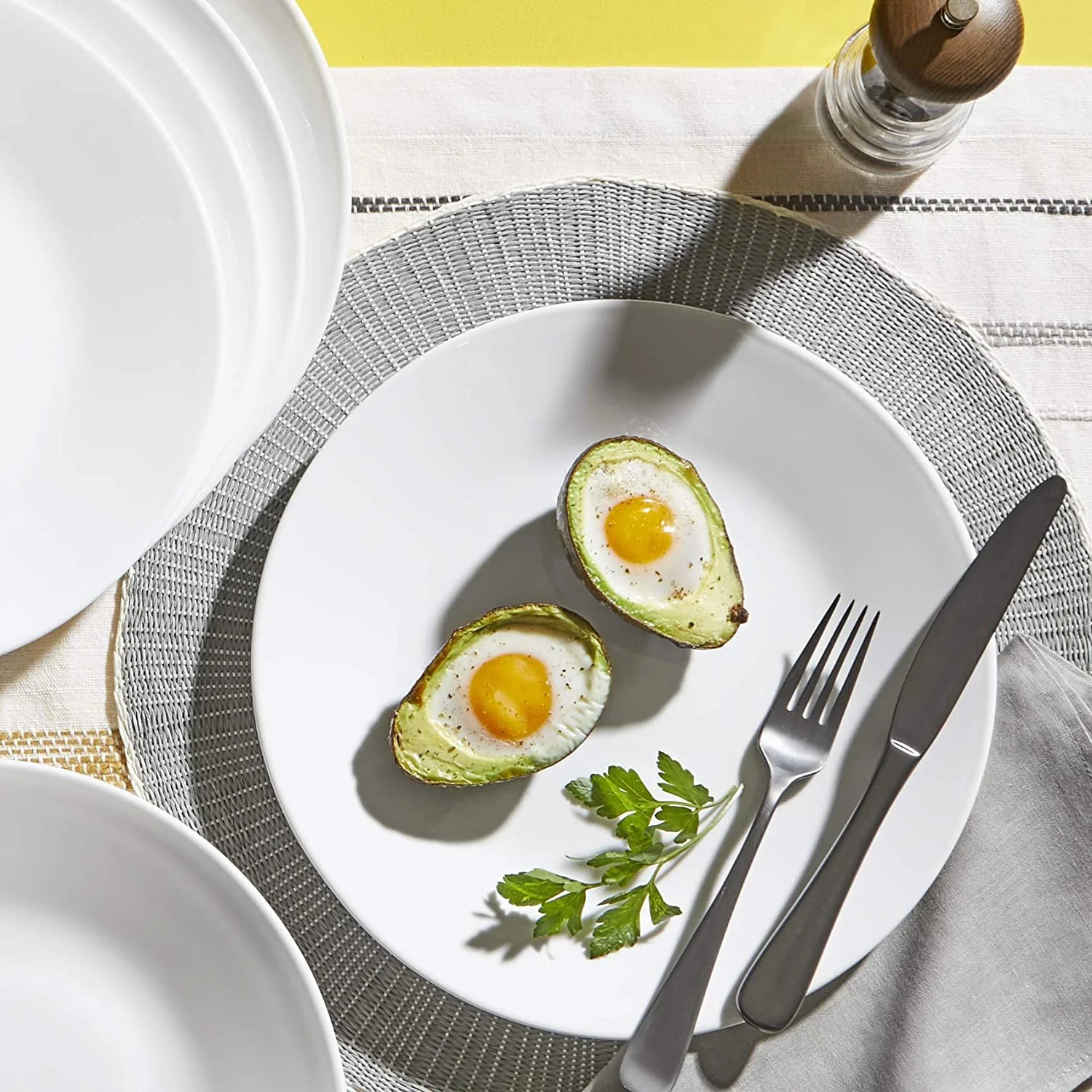 Corelle Winter Frost White Dinner Plates Set, 10-1/4-Inch, 6-Piece - Image 4
