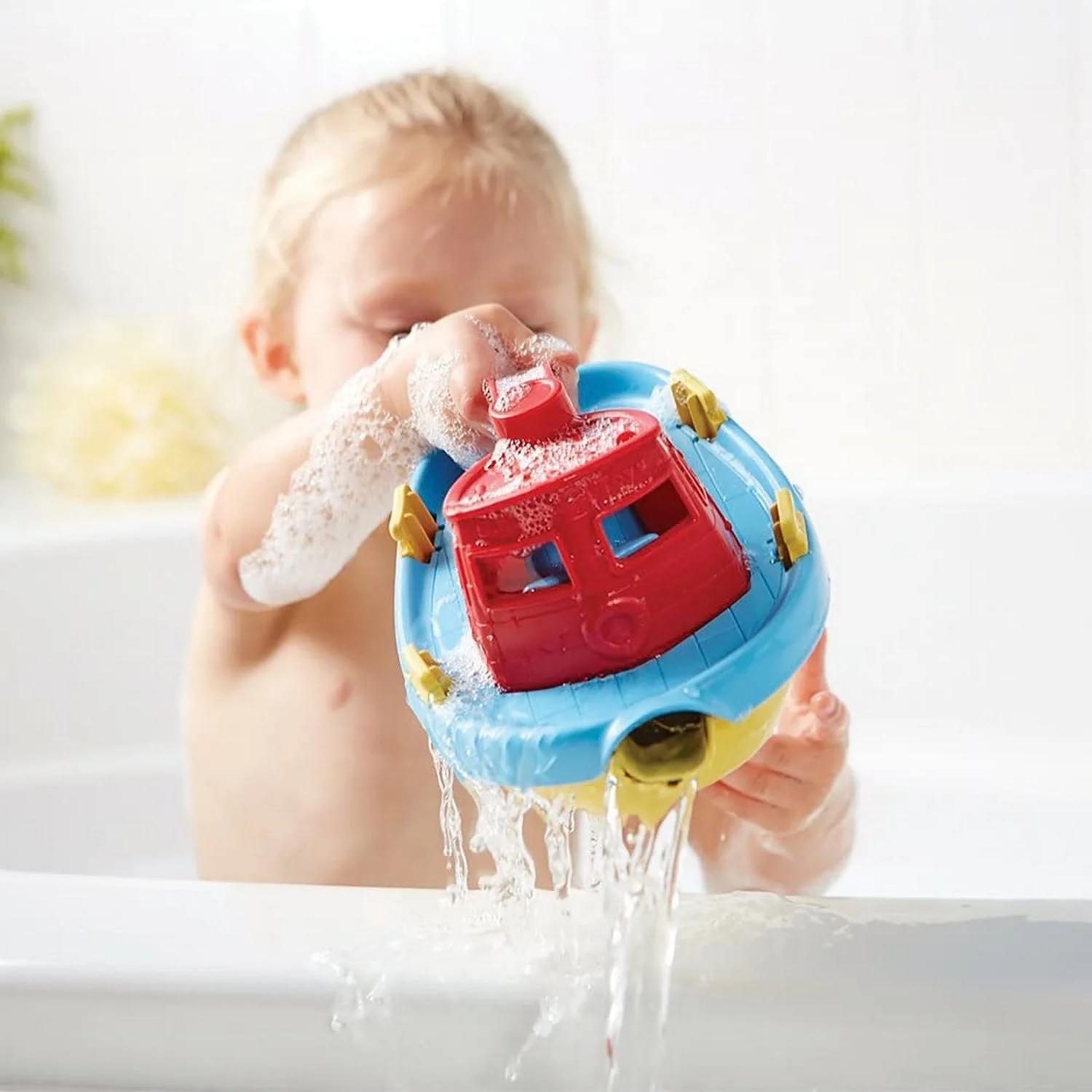 Green Toys Scoop and Pour Fun My First Classic Tug Boat, Red - Image 2