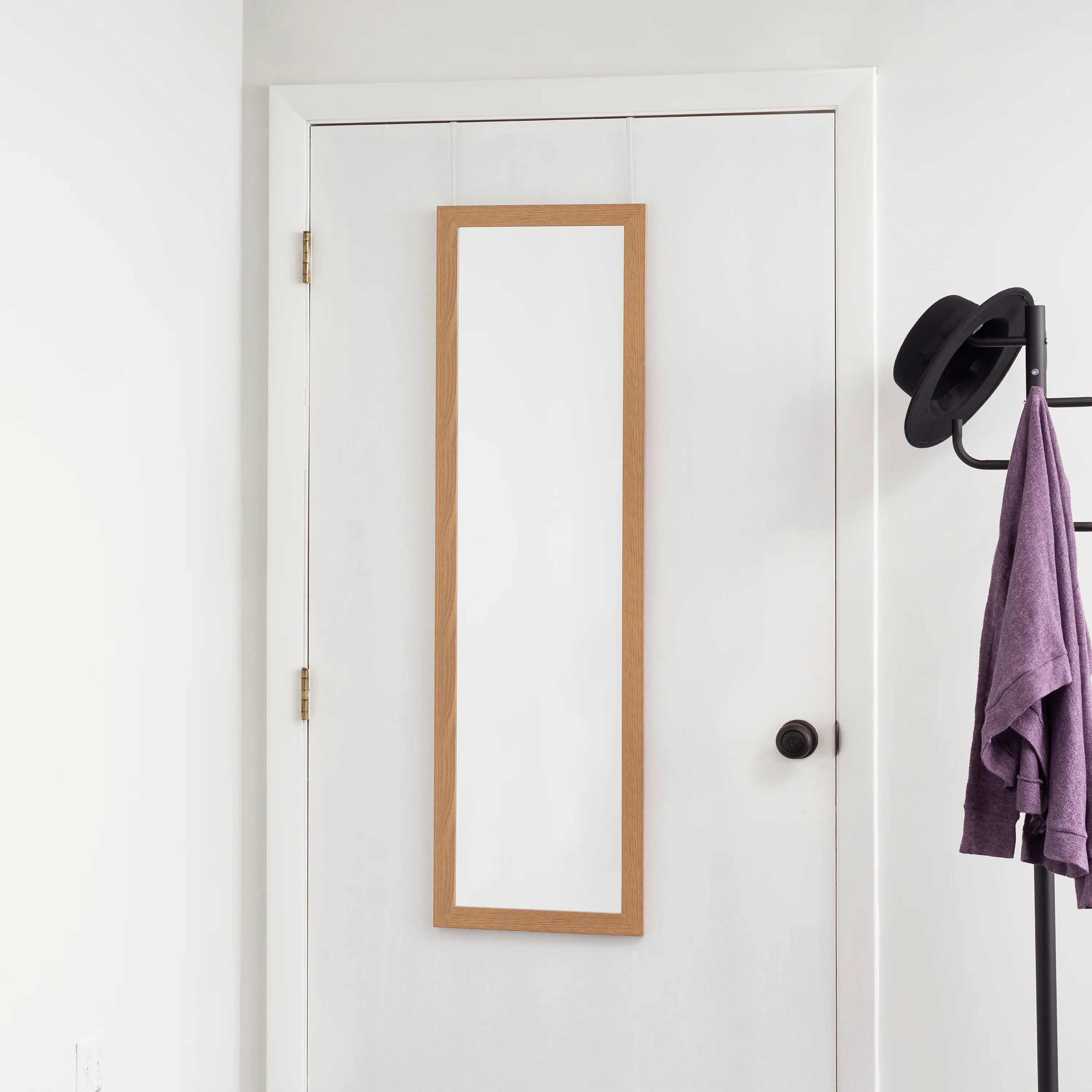 Hds Trading - Dm47011 - Over The Door Mirror - Image 2