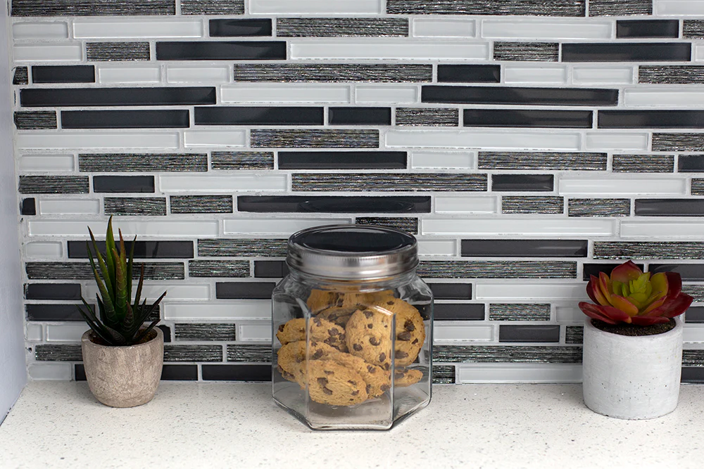 Home Basics  26 oz. Small Hexagon Glass Canister, Clear - Image 3