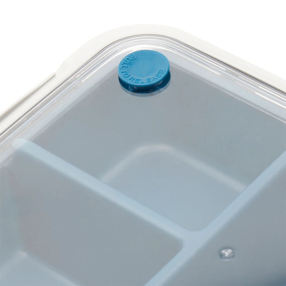 Home Basics Airtight 3 Compartment Lunch Box, (50 oz) - Image 3