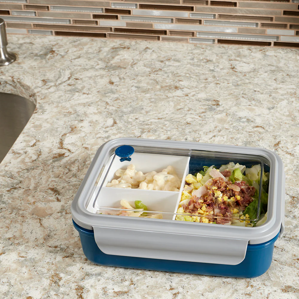 Home Basics Airtight Rectangle Lunch Box, (40 oz) - Image 4