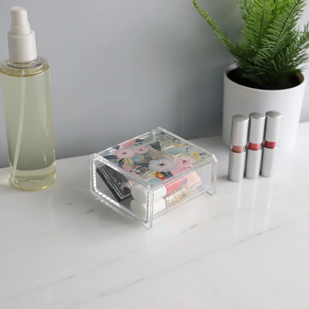 Home Basics Floral Plastic Cosmetic Box, Clear - Image 4