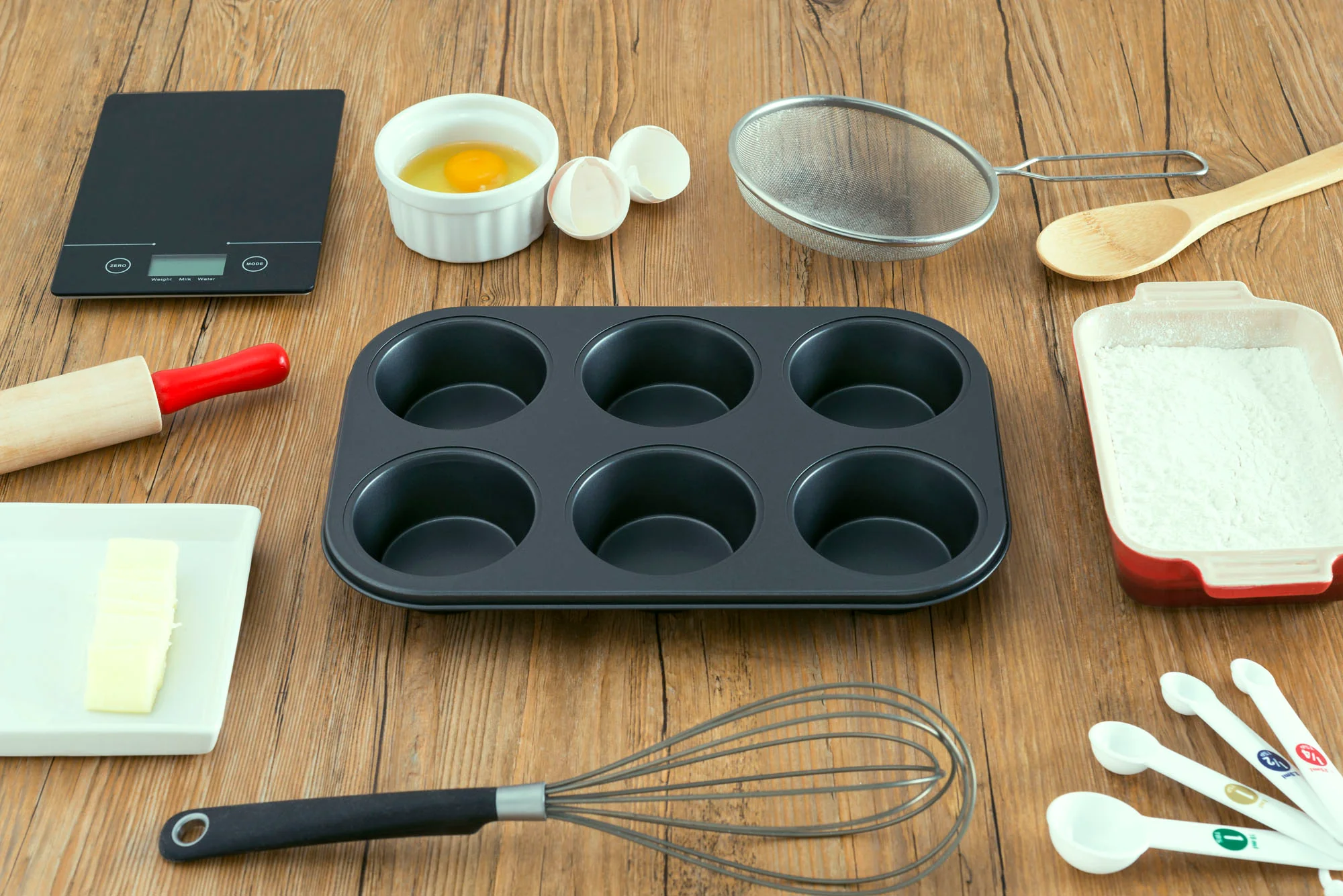 Home Basics Non-Stick 6 Cup Muffin Pan - Image 9
