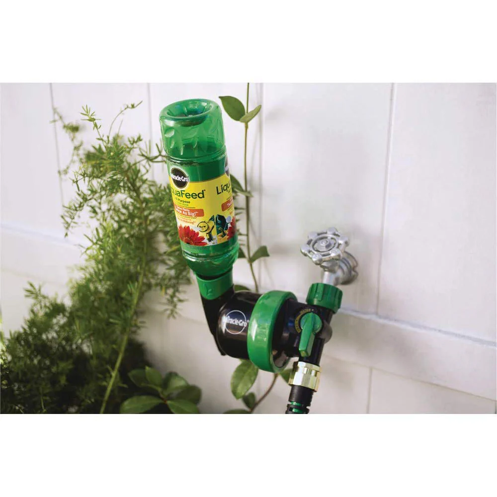Miracle-Gro Liquafeed Universal Feeder Starter Kit, 16 Ounces - Image 3