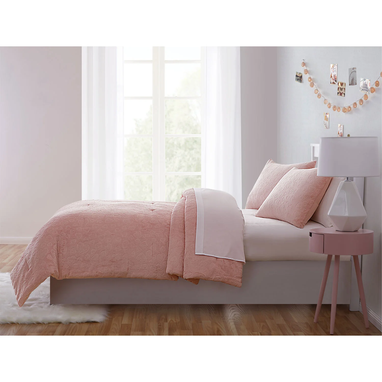 Olivia & Finn Plush Embossed Hearts Flannel Plush Microfiber Kids Comforter Set, Blush - Image 4