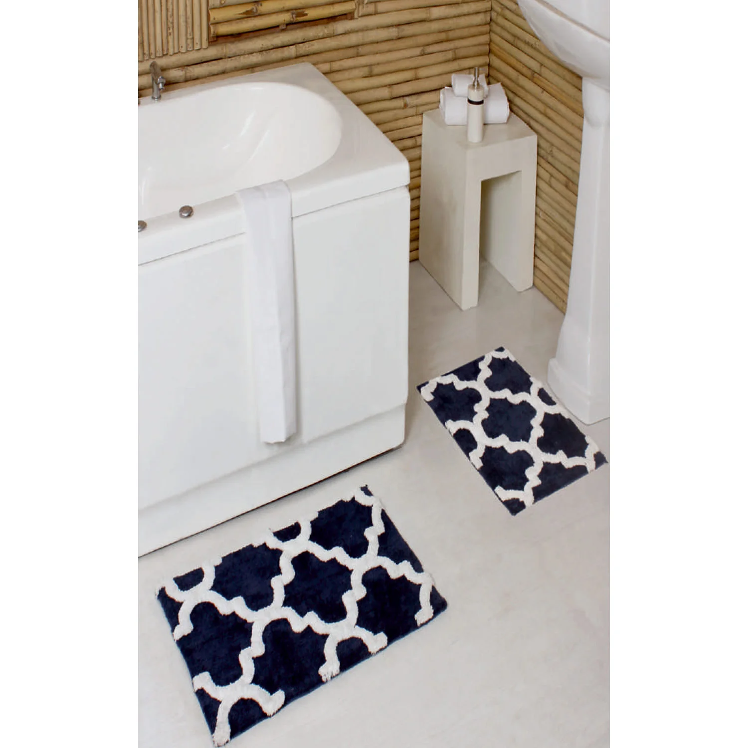PREMIUS 2 Piece Quatrefoil Diamond Bath Rug Set, 17x24 & 20x32 Inches - Image 4