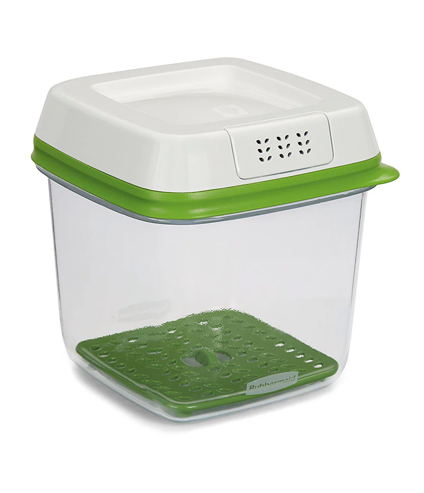 Rubbermaid FreshWorks Produce Saver Food Storage Container, Medium, 6.3 Cups - Image 3