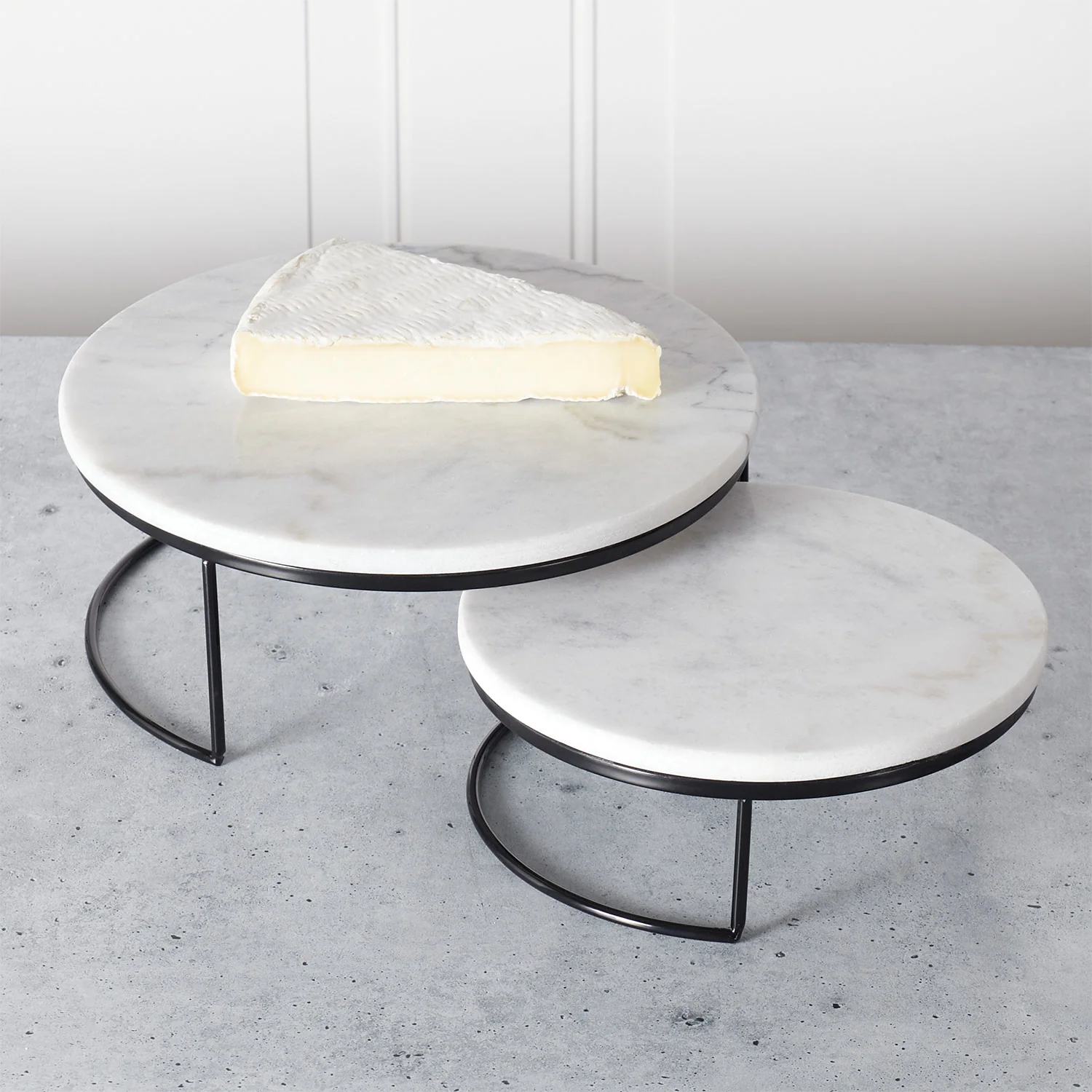 Sophia Grace 2-Piece Round Table Riser, Marble-Black, 10x10x4 & 8x8x4 Inches - Image 2
