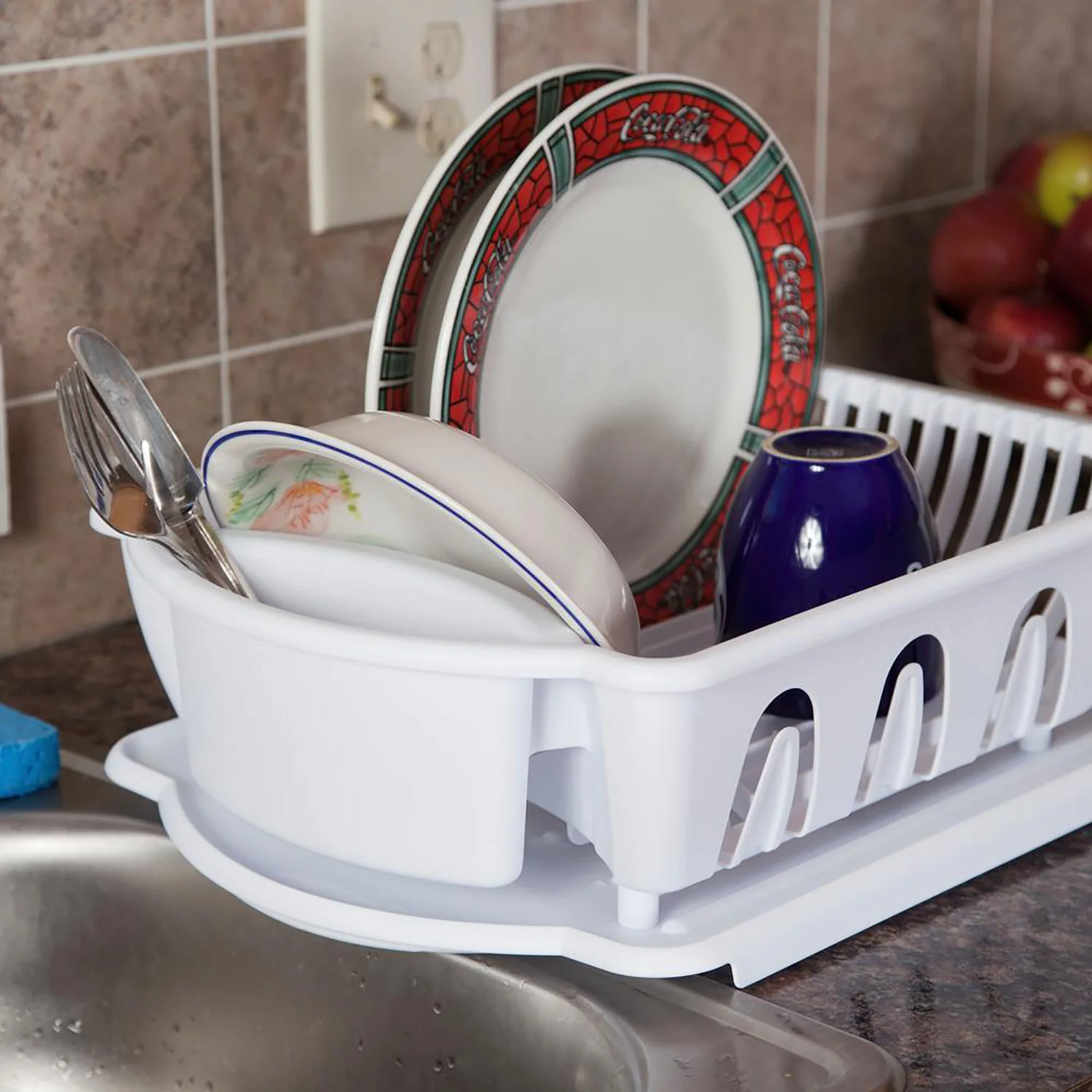 Sterilite 2-Piece Dish Drainer Sink Set, White, 17x13x5 Inches - Image 4