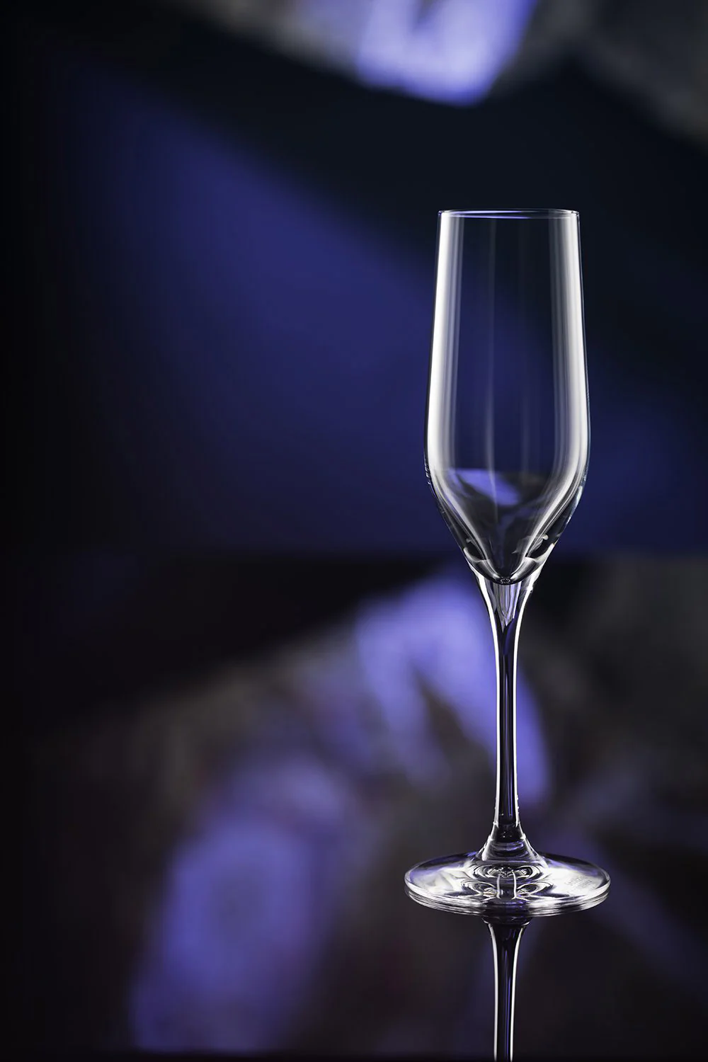 Stolzle Eclipse Crystal Glass Champagne Flutes, 6.25 Ounces, Set of 6 - Image 3