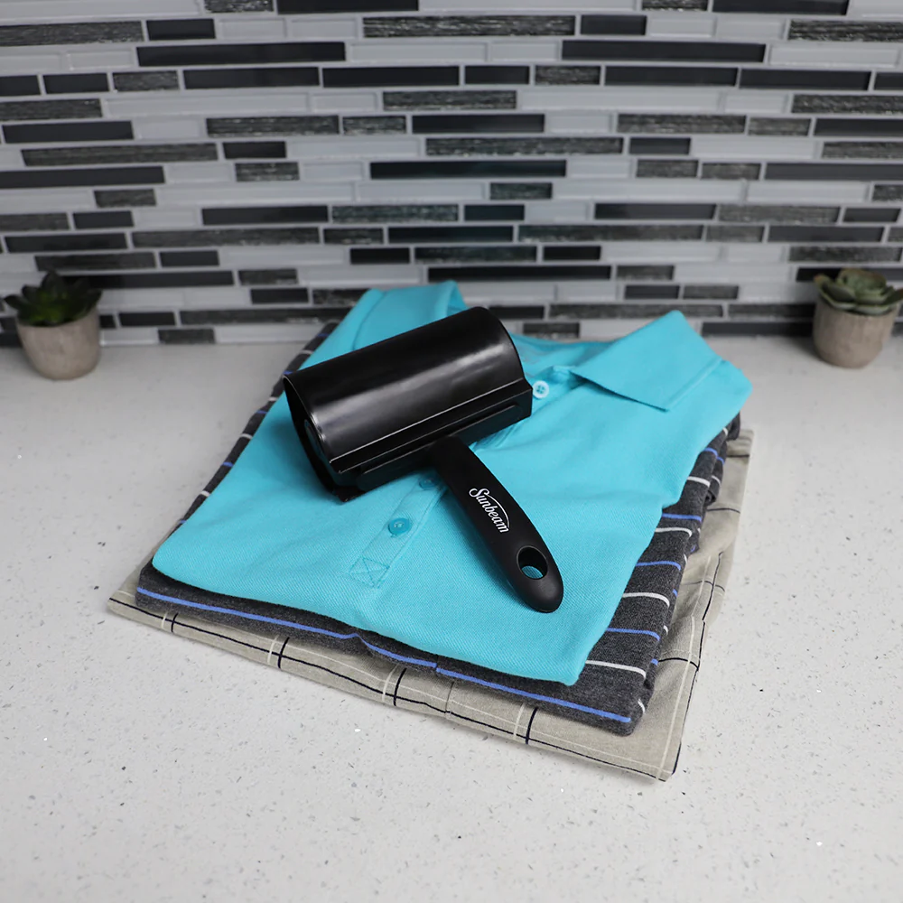Sunbeam Extra Wide Adhesive Lint Roller with Spare Adhesive Roll, Black - Image 4