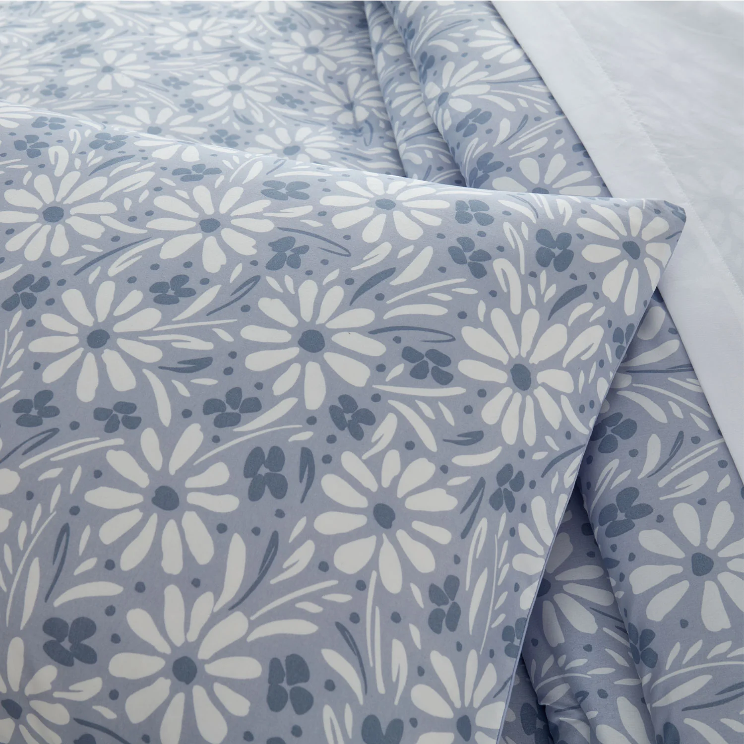 Tahari Kids 2-Piece Bedding Comforter Set with Shams, Daisy, Twin - Image 4